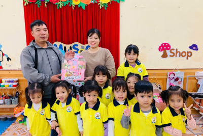 ƯƠM MẦM LÒNG BIẾT ƠN QUA CÁC HOẠT ĐỘNG TRẢI NGHIỆM SÁNG TẠO HƯỚNG TỚI NGÀY NHÀ GIÁO VIỆT NAM 20/11 TẠI TRƯỜNG MẦM NON TRUNG THÀNH